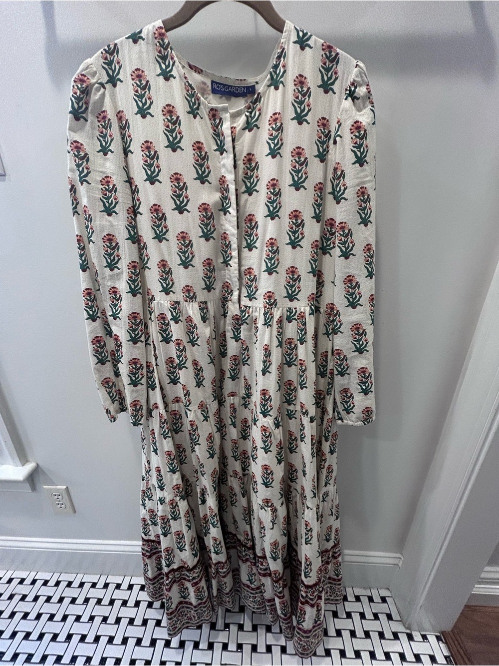 Roy’s Garden Long Sleeve Maxi Dress